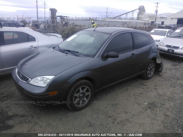 1FAHP31N67W142926 - 2007 FORD FOCUS ZX3/S/SE/SES GRAY photo 2