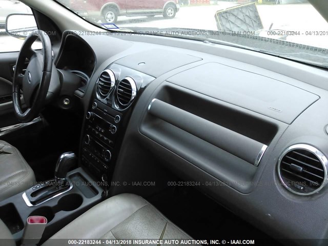 1FMDK02W68GA00872 - 2008 FORD TAURUS X SEL GRAY photo 5