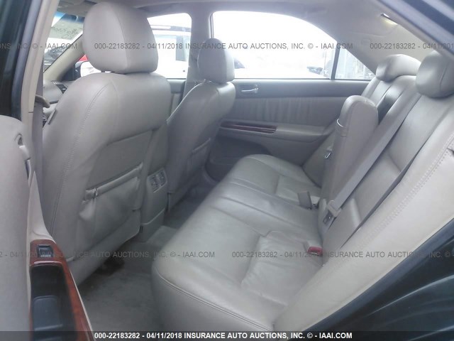 4T1BE30K34U305130 - 2004 TOYOTA CAMRY LE/XLE/SE შავი ფოტო 8