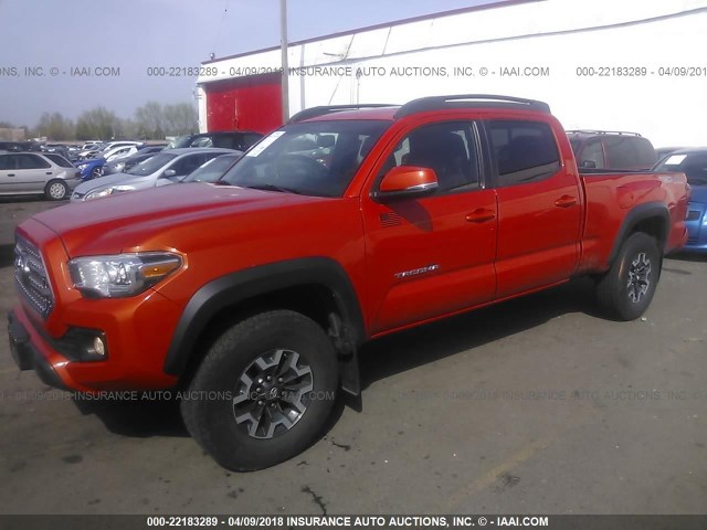 3TMDZ5BN1GM008855 - 2016 TOYOTA TACOMA DBL CAB/SR5/TRD SPORT/OR ORANGE photo 2