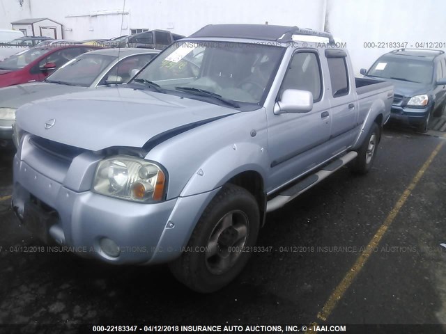 1N6ED29Y32C349943 - 2002 NISSAN FRONTIER CREW CAB XE/CREW CAB SE SILVER photo 2