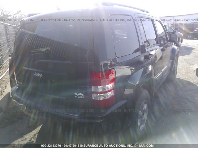 1C4PJMAK0CW139985 - 2012 JEEP LIBERTY SPORT 黑色 照片 4