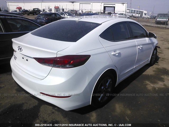 5NPD84LF0HH171864 - 2017 HYUNDAI ELANTRA SE/VALUE/LIMITED WHITE photo 4