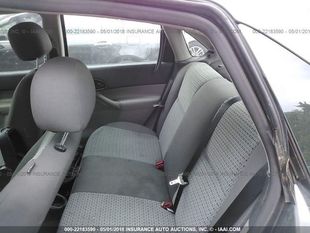 1FAHP34NX7W151186 - 2007 FORD FOCUS ZX4/S/SE/SES 灰色 照片 8