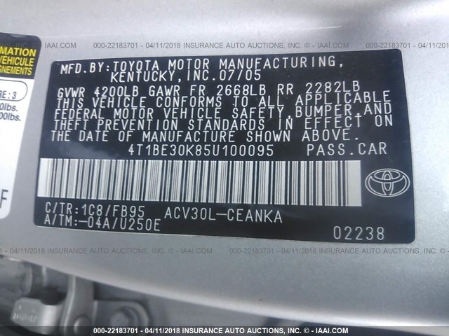 4T1BE30K85U100095 - 2005 TOYOTA CAMRY LE/XLE/SE SILVER photo 9