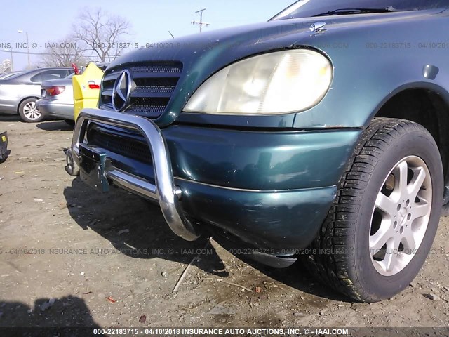 4JGAB72E4XA110193 - 1999 MERCEDES-BENZ ML 430 Grün Foto 6