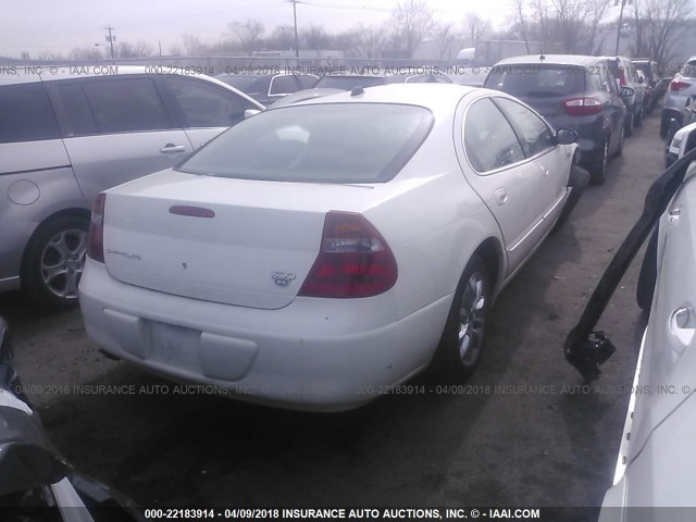 2C3AE66G24H640410 - 2004 CHRYSLER 300M WHITE photo 4