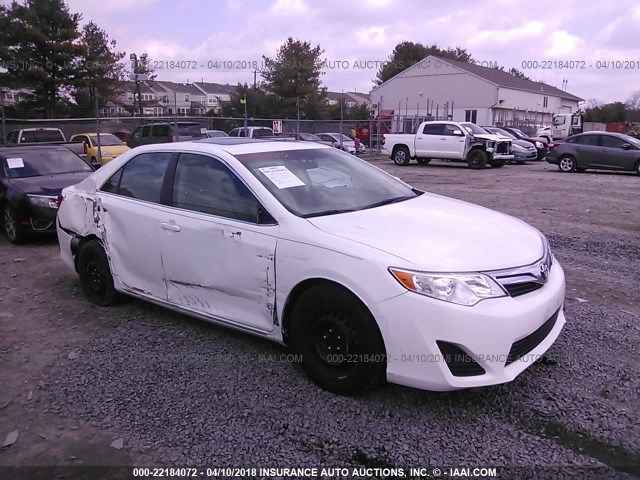 4T4BF1FK5ER382937 - 2014 TOYOTA CAMRY L/SE/LE/XLE 白色 照片 1