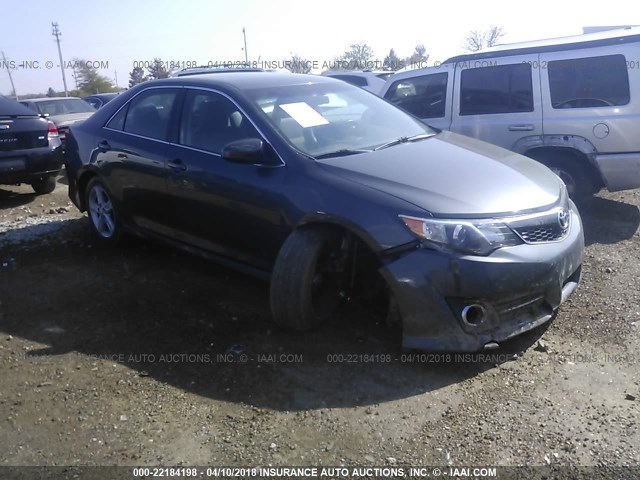 4T1BF1FK9CU133757 - 2012 TOYOTA CAMRY SE/LE/XLE Сұр фото 1