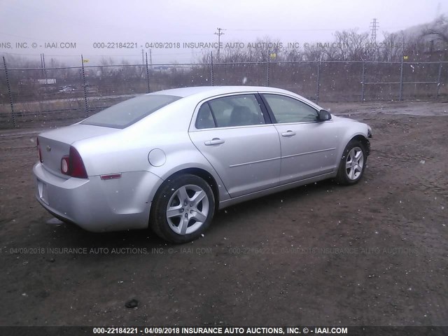 1G1ZG57B994219223 - 2009 CHEVROLET MALIBU LS 银色 照片 4