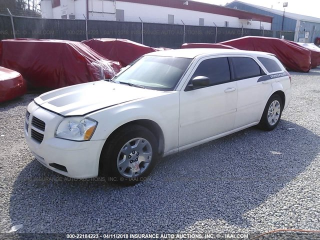 2D8FV47T46H477944 - 2006 DODGE MAGNUM SE WHITE photo 2