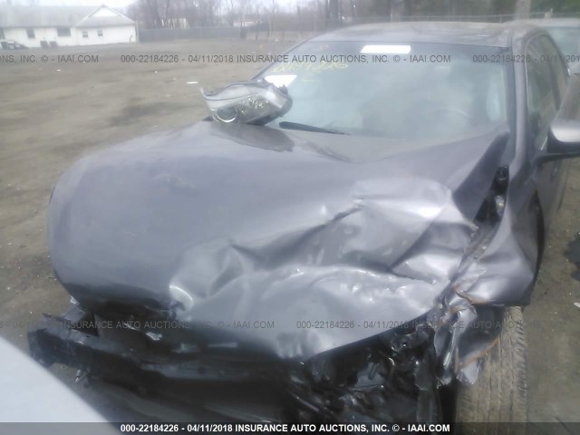 4T1BF1FK7GU574602 - 2016 TOYOTA CAMRY LE/XLE/SE/XSE Gris photo 6