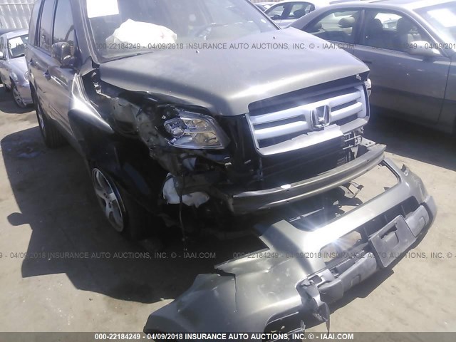 2HKYF18556H519872 - 2006 HONDA PILOT EX GREEN photo 6