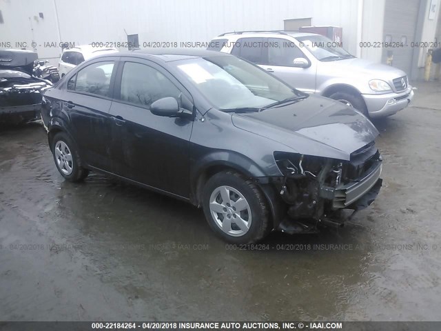 1G1JB5SGXD4222820 - 2013 CHEVROLET SONIC LS 灰色 照片 1