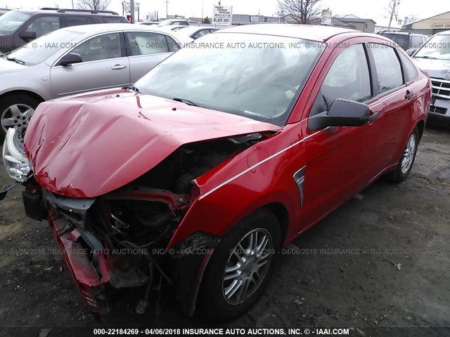 1FAHP35N98W157853 - 2008 FORD FOCUS SE/SEL/SES RED photo 2