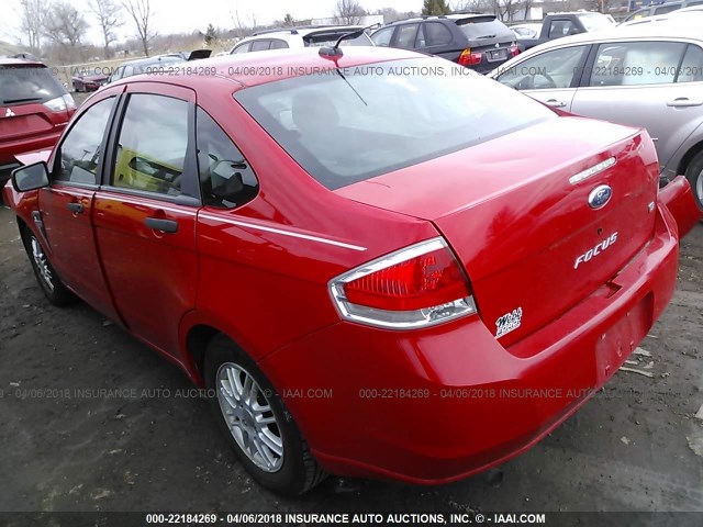 1FAHP35N98W157853 - 2008 FORD FOCUS SE/SEL/SES RED photo 3
