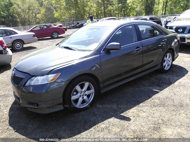 4T1BE46K87U553102 - 2007 TOYOTA CAMRY NEW GENERAT CE/LE/XLE/SE GRAY photo 2