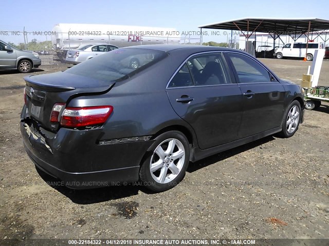 4T1BE46K87U553102 - 2007 TOYOTA CAMRY NEW GENERAT CE/LE/XLE/SE GRAY photo 4