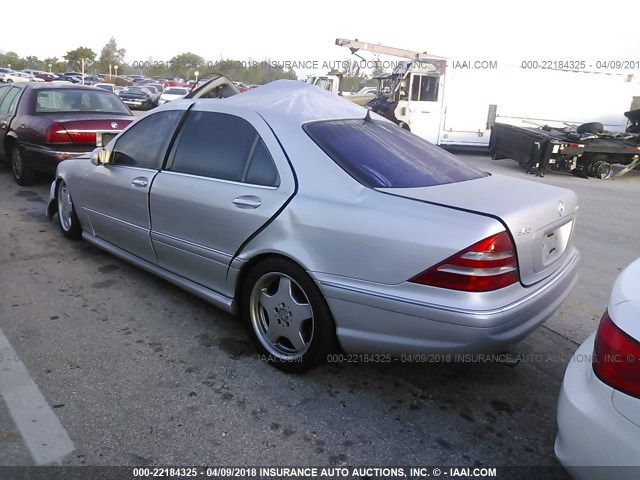 WDBNG73JX2A232888 - 2002 MERCEDES-BENZ S 55 AMG SILVER photo 3