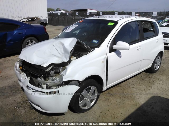 KL1TD66678B094384 - 2008 CHEVROLET AVEO LS WHITE photo 2