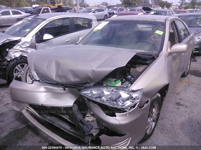 4T1BF32K26U120077 - 2006 TOYOTA CAMRY LE/XLE/SE ოქროსფერი ფოტო 6