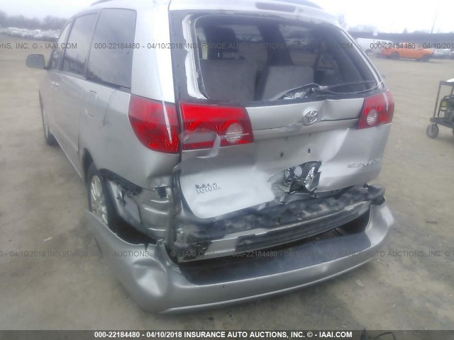 5TDYK4CC9AS329272 - 2010 TOYOTA SIENNA XLE/XLE LIMITED SILVER photo 6