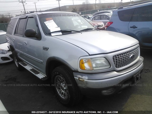 1FMPU16L11LB72477 - 2001 FORD EXPEDITION XLT SILVER photo 1