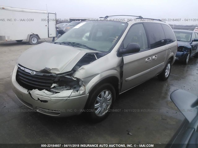 2A4GP54L06R672239 - 2006 CHRYSLER TOWN & COUNTRY TOURING GOLD photo 2