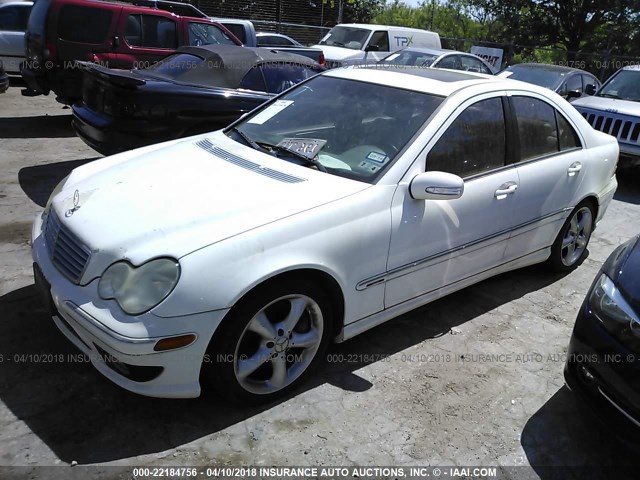 WDBRF40J35F731210 - 2005 MERCEDES-BENZ C 230K SPORT SEDAN WHITE photo 2