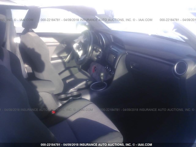 JTKJF5C74FJ006422 - 2015 TOYOTA SCION TC 白色 照片 5