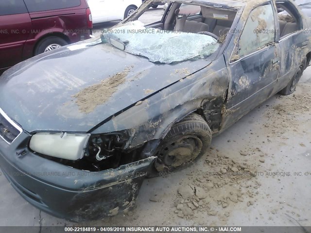 4T1BF22K41U961109 - 2001 TOYOTA CAMRY LE/XLE Կանաչ լուսանկար 6