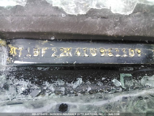 4T1BF22K41U961109 - 2001 TOYOTA CAMRY LE/XLE Կանաչ լուսանկար 9