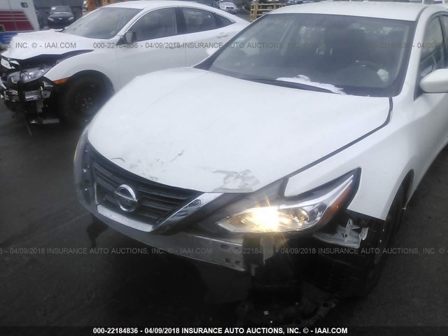 1N4AL3AP4GN385509 - 2016 NISSAN ALTIMA 2.5/S/SV/SL/SR WHITE photo 6