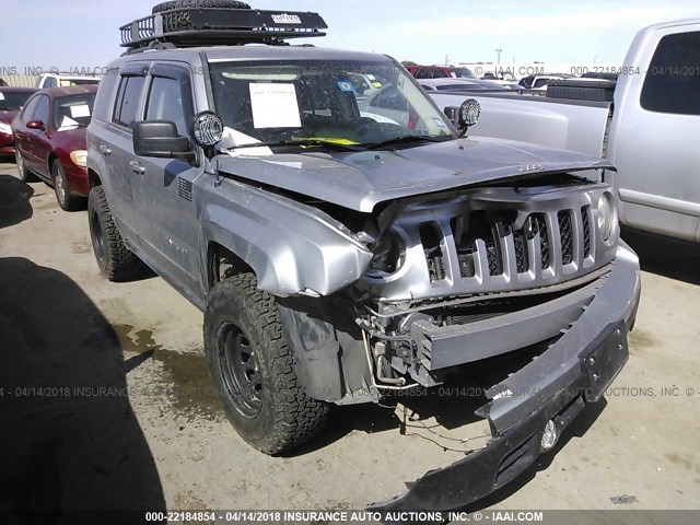 1C4NJRBB6FD332001 - 2015 JEEP PATRIOT SPORT 灰色 照片 1