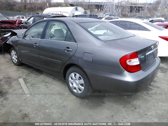 4T1BE32K53U654219 - 2003 TOYOTA CAMRY LE/XLE/SE GRAY photo 3