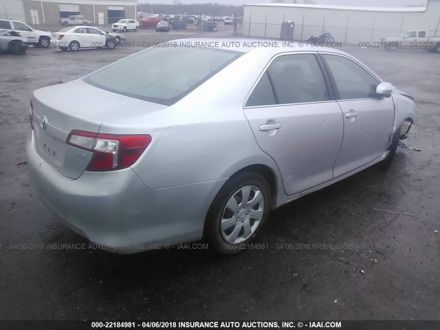 4T1BF1FK0CU042599 - 2012 TOYOTA CAMRY SE/LE/XLE SILVER photo 4