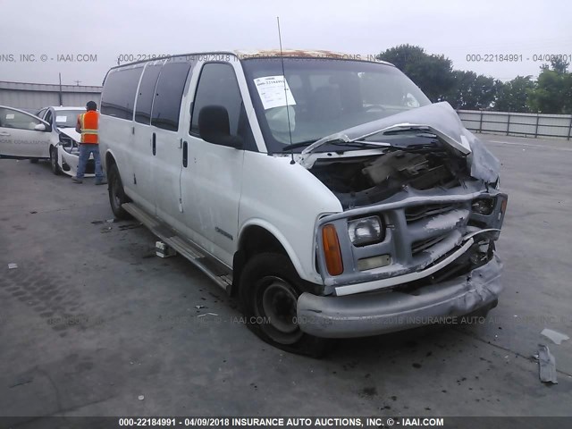 1GAHG39R6Y1239777 - 2000 CHEVROLET EXPRESS G3500  WHITE photo 1