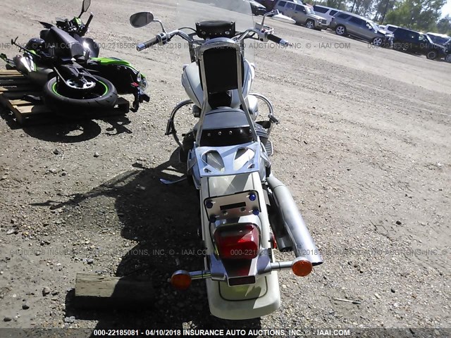 JS1VS54A832110345 - 2003 SUZUKI VL800 WHITE photo 6