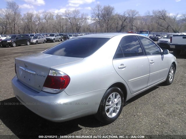 4T1BF30K55U110208 - 2005 TOYOTA CAMRY LE/XLE/SE 银色 照片 4