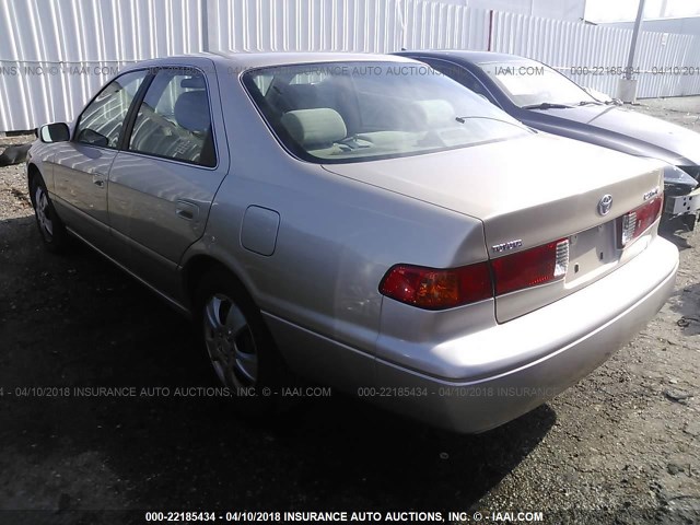 JT2BG22K5Y0506796 - 2000 TOYOTA CAMRY CE/LE/XLE 棕色 照片 3