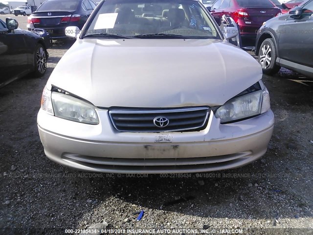 JT2BG22K5Y0506796 - 2000 TOYOTA CAMRY CE/LE/XLE 棕色 照片 6
