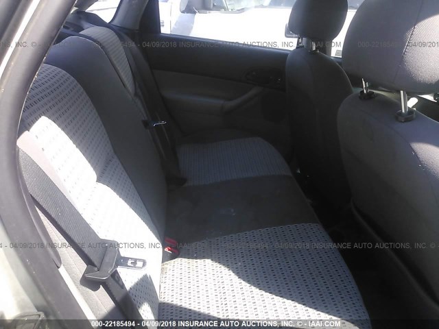 1FAFP34N97W364833 - 2007 FORD FOCUS ZX4/S/SE/SES 银色 照片 8