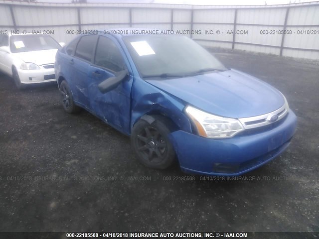 1FAHP3FN9AW140720 - 2010 FORD FOCUS SE BLUE photo 1