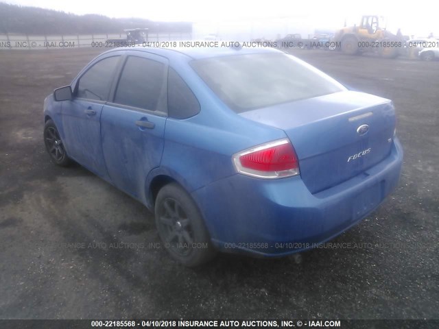 1FAHP3FN9AW140720 - 2010 FORD FOCUS SE BLUE photo 3