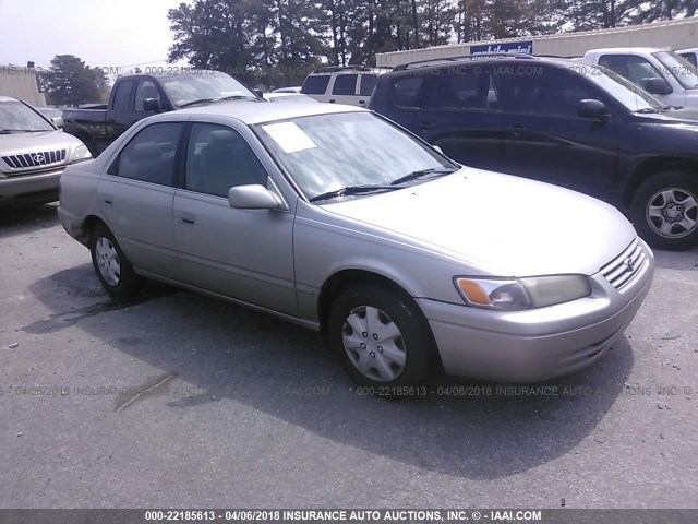 4T1BG22K5WU291865 - 1998 TOYOTA CAMRY CE/LE/XLE 银色 照片 1