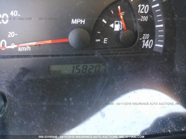 4T1BF30K02U010898 - 2002 TOYOTA CAMRY LE/XLE/SE ვერცხლისფერი ფოტო 7