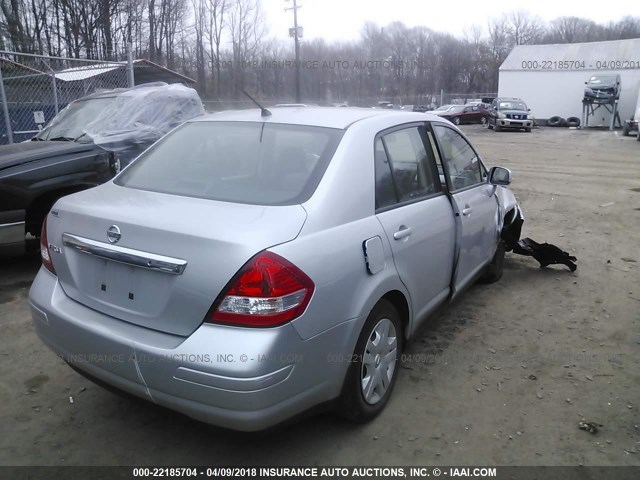 3N1BC1AP3BL423598 - 2011 NISSAN VERSA S/SL SILVER photo 4