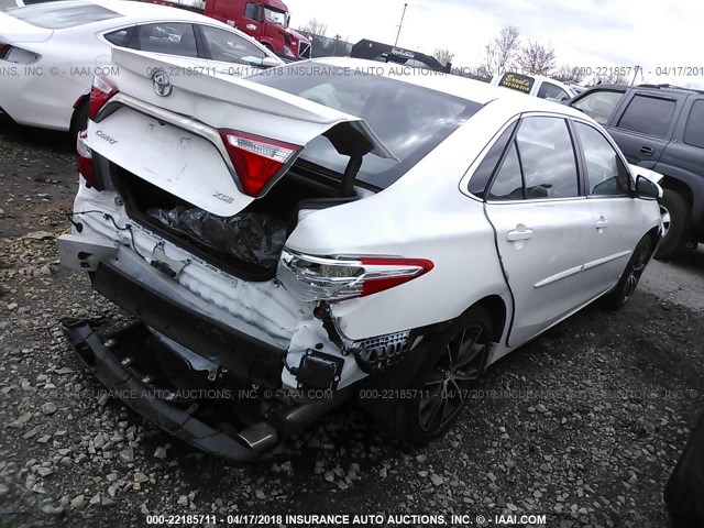4T1BF1FK2GU502688 - 2016 TOYOTA CAMRY LE/XLE/SE/XSE WHITE photo 4