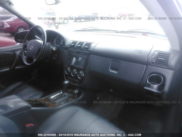 4JGAB75E75A518969 - 2005 MERCEDES-BENZ ML 500 BLACK photo 5