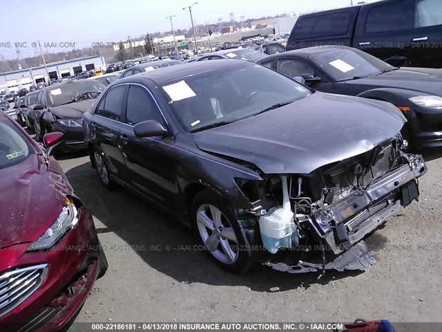4T1BF3EKXAU060800 - 2010 TOYOTA CAMRY SE/LE/XLE GRAY photo 1